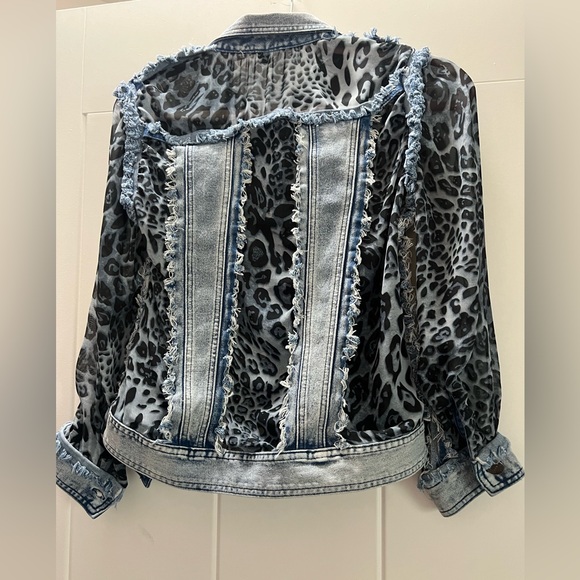 Adorable Jean jacket! - Picture 2 of 4